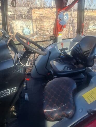 bmv 4: Модель: 1054, Б/у, 2023 г., Трактор с другими агрегатами — 8