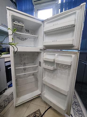 dvd panasonic: Холодильник LG, Б/у, Двухкамерный, 50 * 150 * 60 — 2