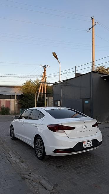 Транспорт: Hyundai Avante: 2019 г., 1.6 л, Типтроник, Бензин, Седан — 5