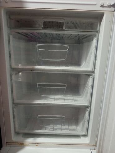 ноут 8: Холодильник Indesit, Б/у, Двухкамерный, Less frost, 3 * 2 * 5 — 7