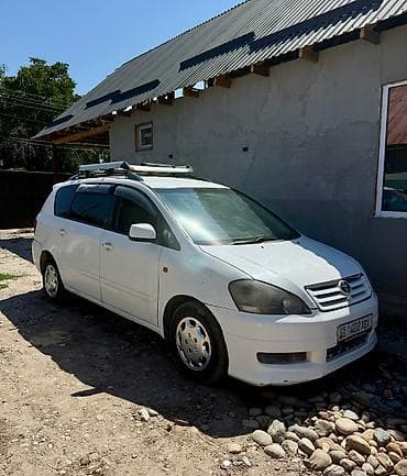Продажа авто: Toyota Ipsum: 2003 г., 2.4 л, Бензин, Минивэн — 4