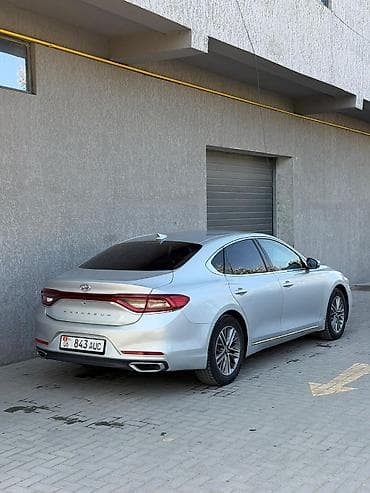 сиденья е38: Hyundai Grandeur: 2017 г., 0.3 л, Автомат, Газ, Седан — 4