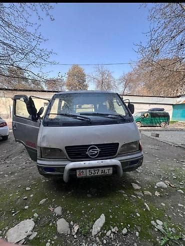 авто кж: Ssangyong Istana: 2000 г., 2.9 л, Механика, Дизель — 1