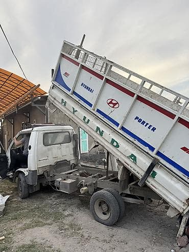 Заказать Хендай портер, Вывоз бытового мусора, C грузчиком
