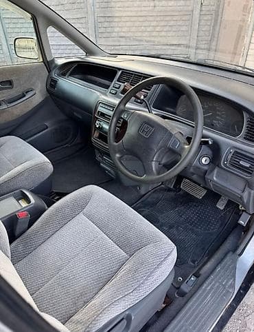 140 280: Honda Odyssey: 1995 г., 2.3 л, Автомат, Бензин, Минивэн — 4