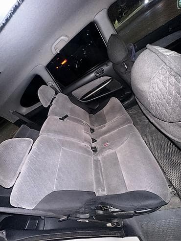 Honda Stream: 2002 г., 1.7 л, Автомат, Бензин, Минивэн