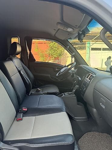 mercedesbenz 221: Huanghai : 2021 г., 2.5 л, Типтроник, Дизель, Лифтбек — 10