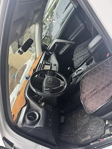 range rove: Toyota RAV4: 2016 г., 2.5 л, Автомат, Бензин, Кроссовер — 4