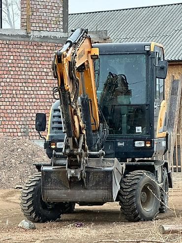 Коммерческий транспорт: Экскаватор, Hyundai, Колесный — 1