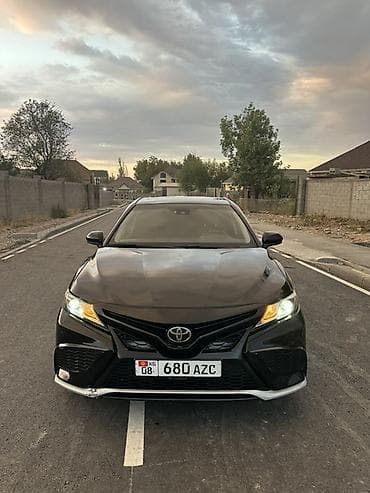 byd e2 2023: Toyota Camry: 2019 г., 2.5 л, Автомат, Бензин, Седан — 2