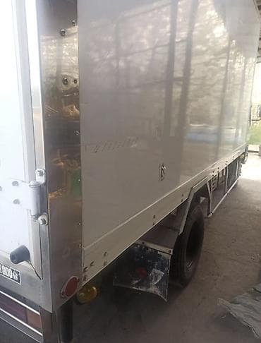 рефрижератор фура: Легкий грузовик, Isuzu, Стандарт, 2 т, Б/у — 5