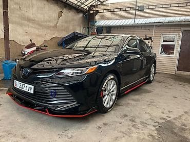 toyta: Toyota Camry: 2018 г., 2.5 л, Автомат, Гибрид, Седан — 1
