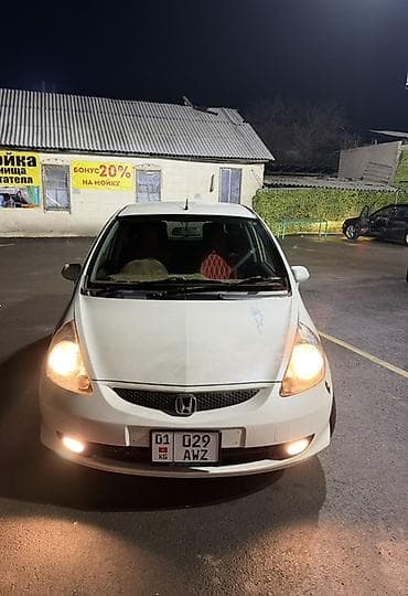 e53 4 8: Honda Fit: 2003 г., 1.5 л, Автомат, Бензин, Хэтчбэк — 3