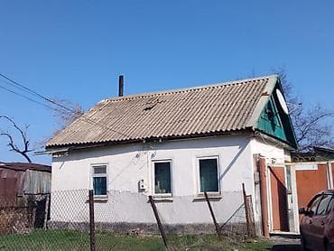 Үйлөр: Продается дом в самом центре с. Беловодское! Отличное расположение — — 4