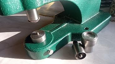 Оверлочные машинки: Пресс для установки фурнитуры (ручной) - Механический рычажный пресс — 3