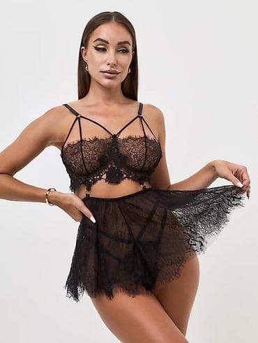 Комплект, Топ, Стринги, Гипюр, С кружевом at lalafo.kg Комплект, Топ, Стринги, Гипюр, С кружевом