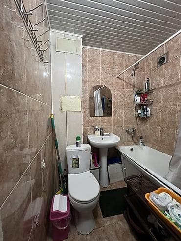 Недвижимость: 2 комнаты, 43 м², 104 серия, 4 этаж, Косметический ремонт — 9