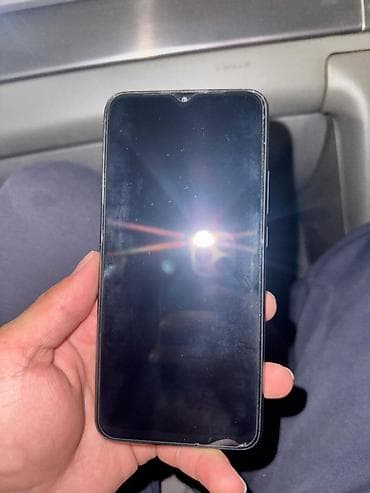 apple 13: Смартфон Xiaomi Redmi 8 32гб состояние 10/10 все идеально работает — 5