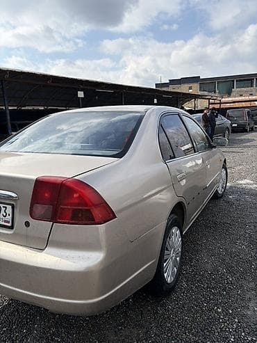 обменяю на авто: Honda Civic: 2001 г., 1.5 л, Вариатор, Бензин, Седан — 6