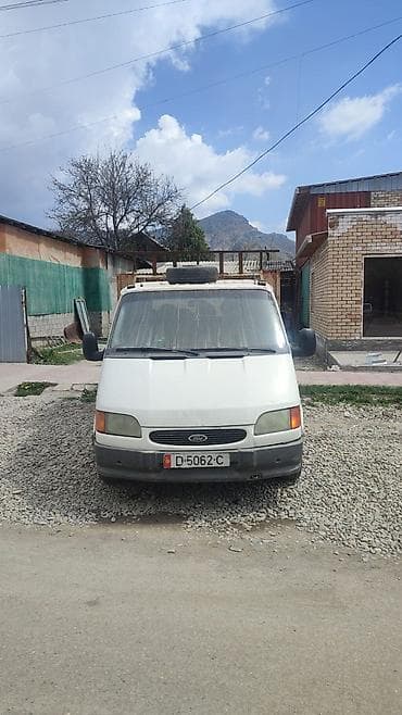 chevrolet kamaro: Грузовик, Ford, Дубль, Б/у — 1