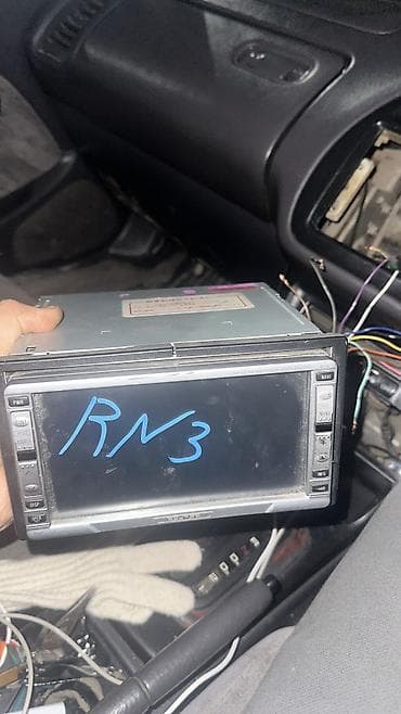 Катализаторлорду сатып алуу: Колдонулган, 2-DIN, Системасыз — 1