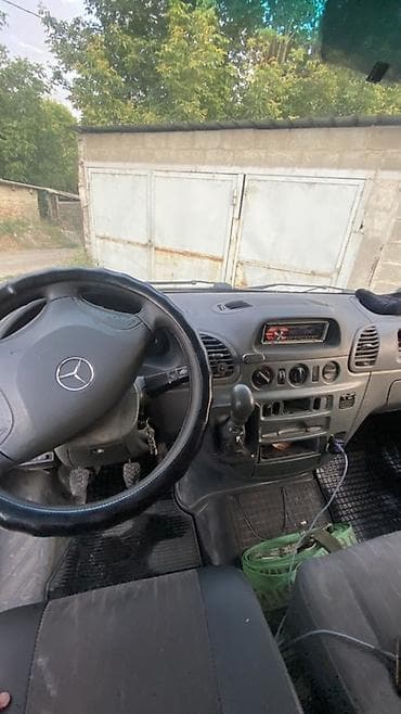 тракторний прицеп: Эвакуатор, Mercedes-Benz, 2001 г., Прямая — 5