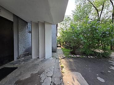 парк ататюрк: 1 комната, 30 м², 104 серия, 1 этаж, Старый ремонт — 4