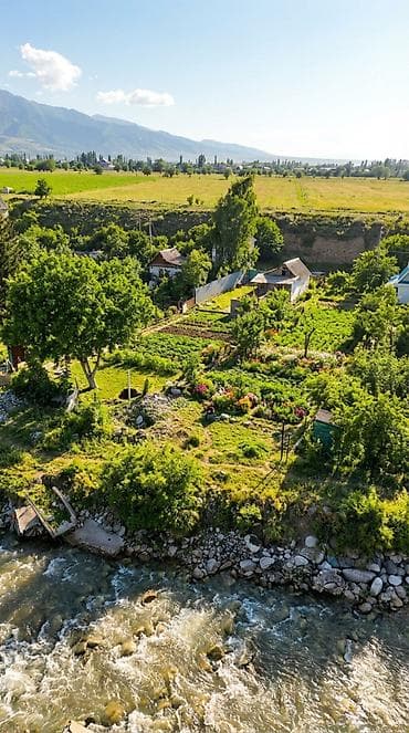 Земельные участки: 10 соток, Для строительства, Красная книга — 2