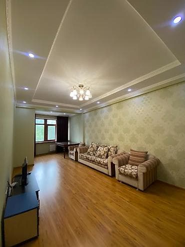 3 комнаты, 88 м², 7 мкр 2 этаж, Косметический ремонт