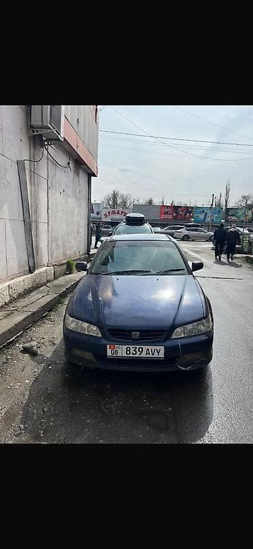 210 cdi: Honda Accord: 1999 г., 1.8 л, Автомат, Газ, Седан — 7