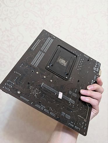 Настольные ПК и комплектующие: Материнская плата для ПК, Б/у, AMD, AM4, Micro-ATX — 2