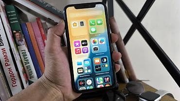 IPhone Xr, Б/у, 64 ГБ, Черный, Чехол, 79 %