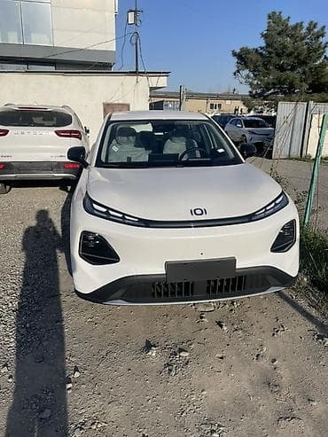 sm x: Changan Qiyuan Q05: 2026 г., Электромобиль — 1