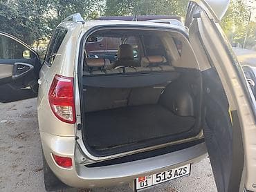 Toyota RAV4: 2006 г., 2 л, Автомат, Бензин, Кроссовер — 5