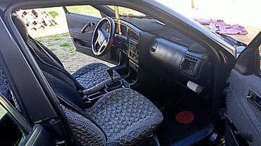 Транспорт: Volkswagen Passat: 1991 г., Механика, Бензин, Хэтчбэк — 1