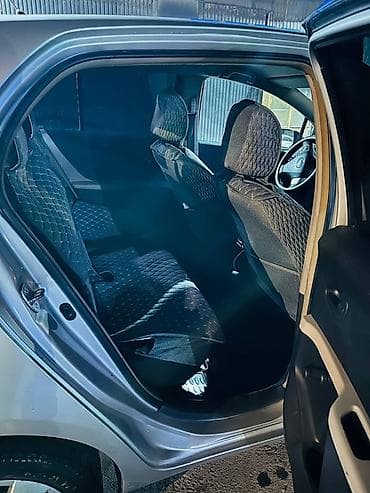 тоуота ярис: Toyota Yaris: 2007 г., 1.3 л, Робот, Бензин, Хэтчбэк — 7