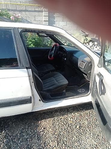 капот пасат б3: Volkswagen Passat: 1990 г. — 6