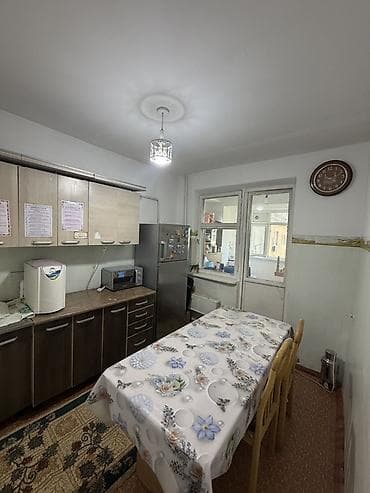 куплю квартиру джалал абаде: 3 комнаты, С мебелью частично — 10