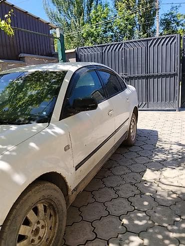 Volkswagen Passat: 1997 г., 1.8 л, Механика, Бензин, Седан