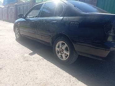 Nissan Primera: 1996 г., 2 л, Механика, Бензин, Седан — 6