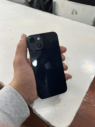 IPhone 14, Б/у, 128 ГБ, Midnight, Кабель, 80 %