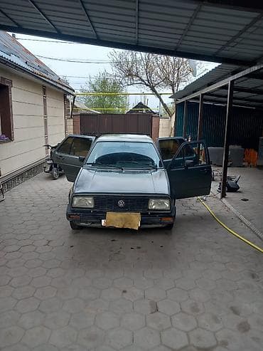 Volkswagen Jetta: 1987 г., 1.8 л, Механика, Бензин, Седан