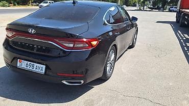 Hyundai Grandeur: 2019 г., 3 л, Автомат, Газ, Седан — 2