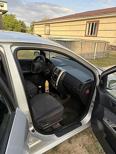 Hyundai Getz: 2004 г., 1.6 л, Кол менен иштөөчү, Бензин, Хетчбек — 7