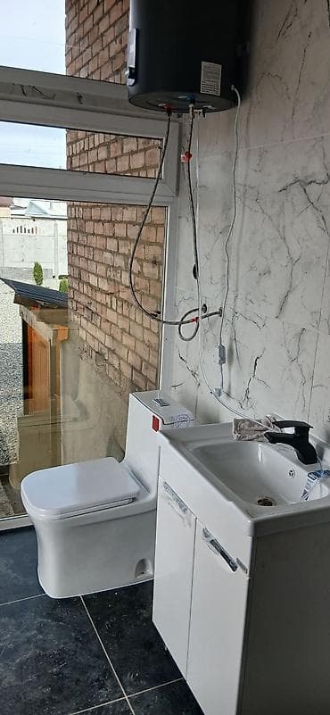 можульные дома: Продаётся одноэтажный кирпичный дом с участком и готовым ограждением — 10