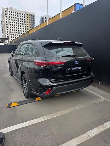 делаем справки: Toyota Highlander: 2023 г., 2.5 л, Автомат, Гибрид, Внедорожник — 3