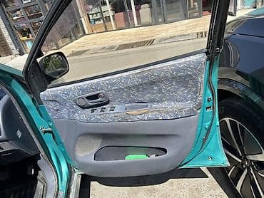 бампер на жаз: Toyota Ipsum: 1996 г., 2 л, Автомат, Минивэн — 5