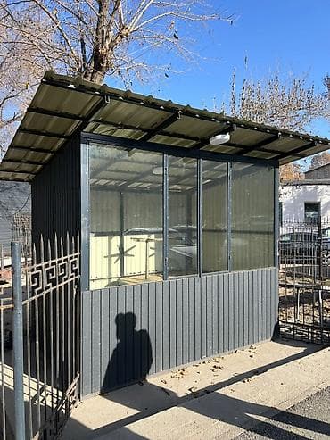 Уличный павильон/киоск из металлокаркаса с остеклением - Конструкция