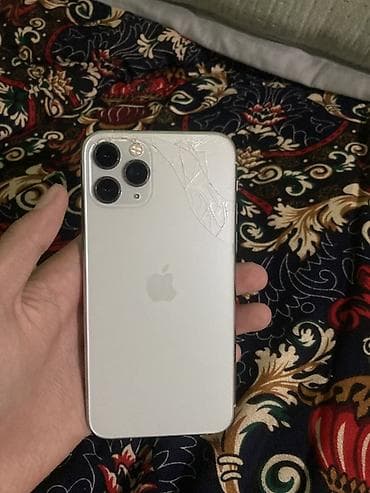 продам iphone 11: IPhone 11 Pro, 64 ГБ, цвет Silver - Экран 5.8" OLED (Super Retina — 2
