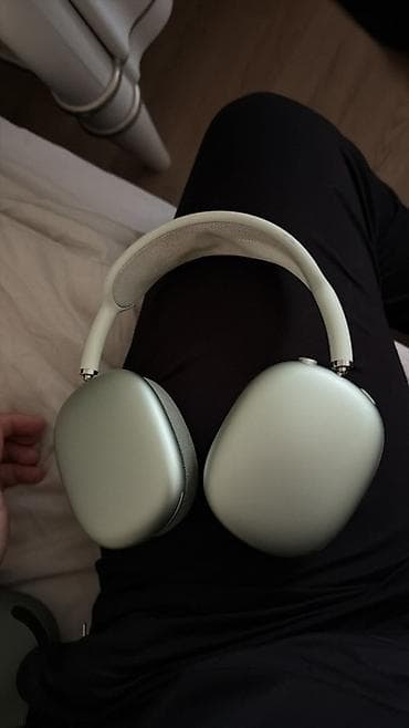 garmin fenix 8: Беспроводные накладные наушники в зеленом цвете с фирменным — 4